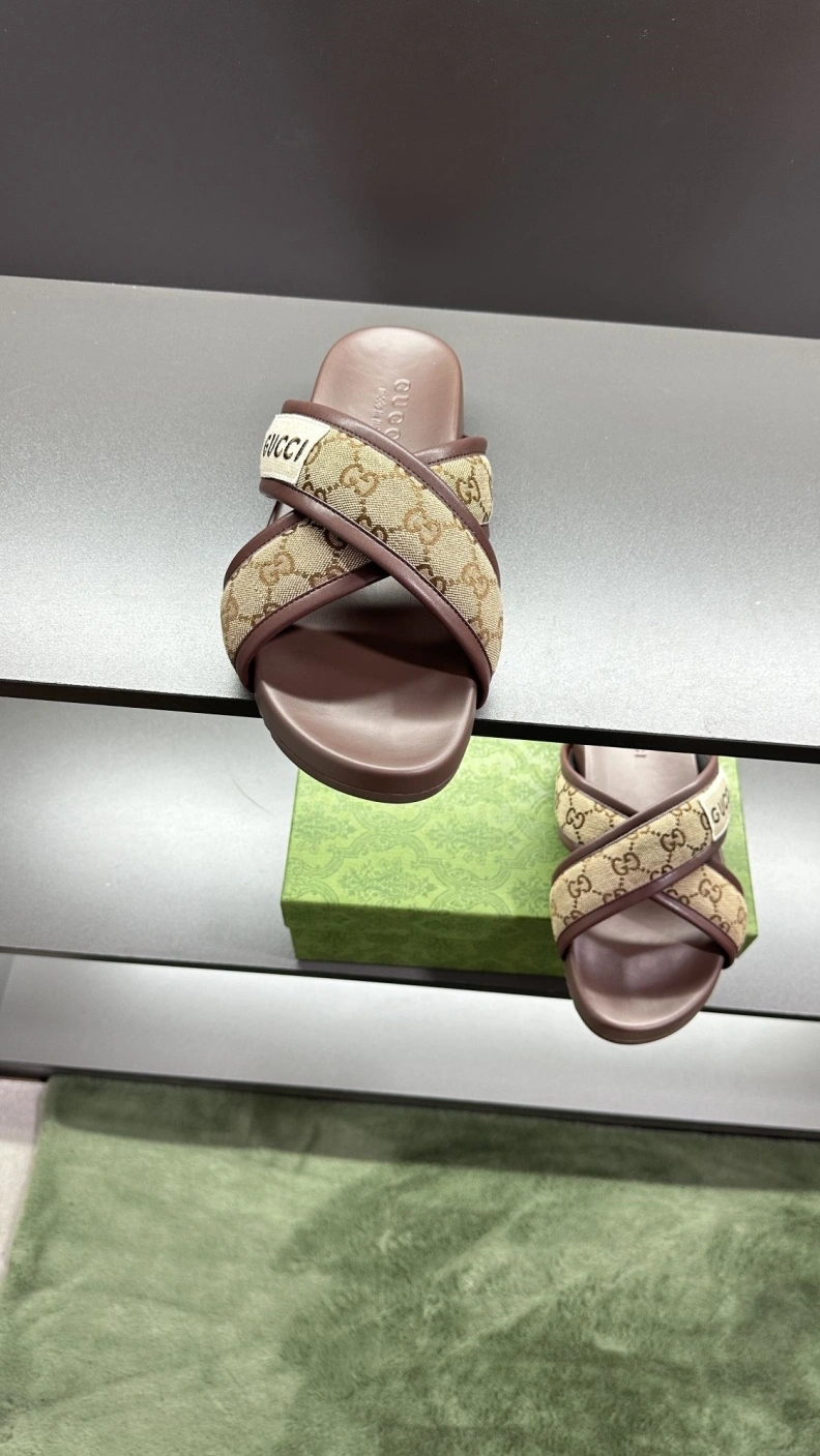 Gxccx Slippers Trendy 156514