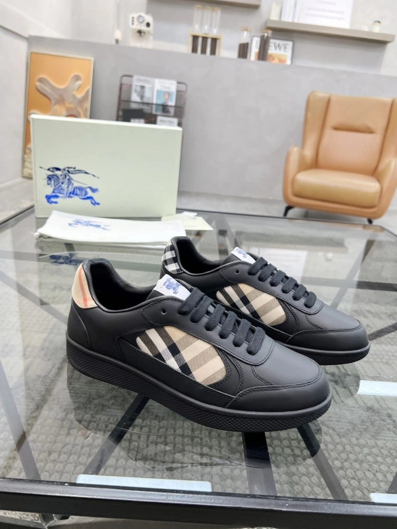 Sophisticated Bxrbxrry Sneakers 114756