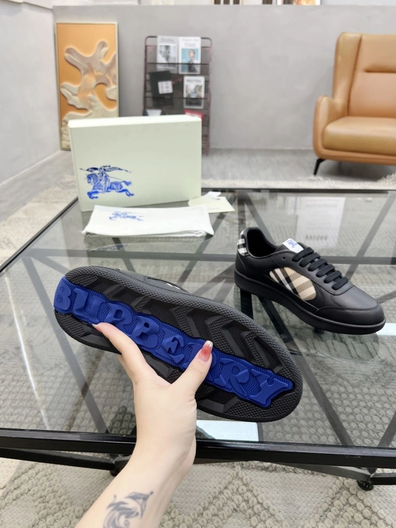 Sophisticated Bxrbxrry Sneakers 114756