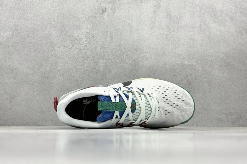 Vibrant Nxkx Sneakers 198923