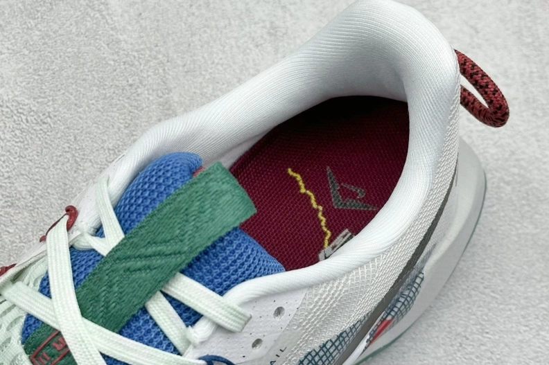 Vibrant Nxkx Sneakers 198923