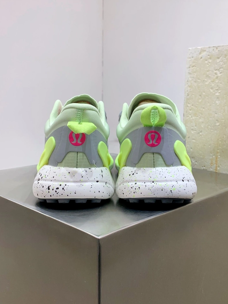 Comfortable Othxr Sneakers 211520