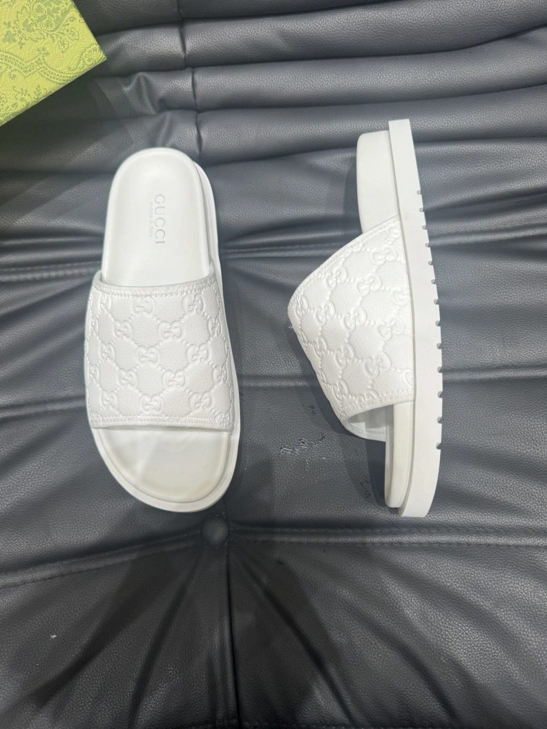EasyMatch Gxccx Slippers 156501