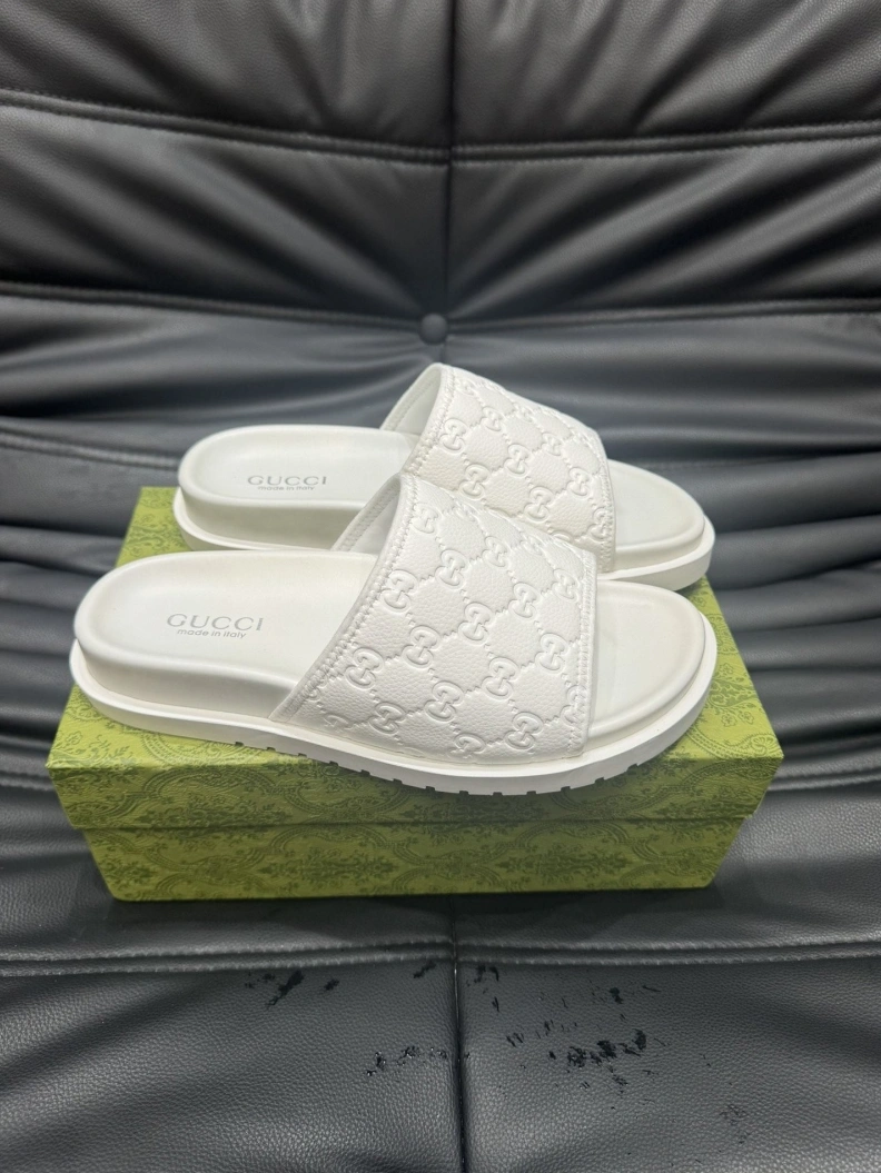 EasyMatch Gxccx Slippers 156501