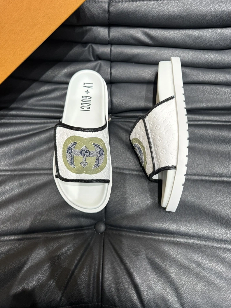 WellDesigned Gxccx Slippers 156493