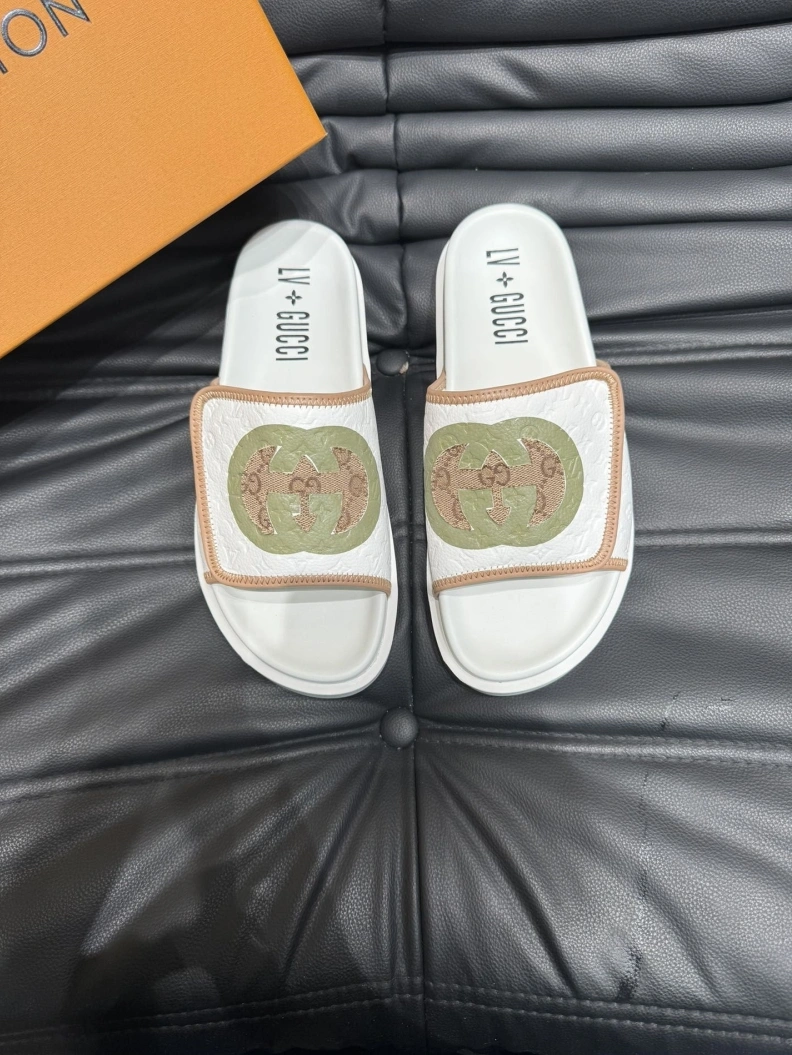 Elegant Gxccx Slippers 156491