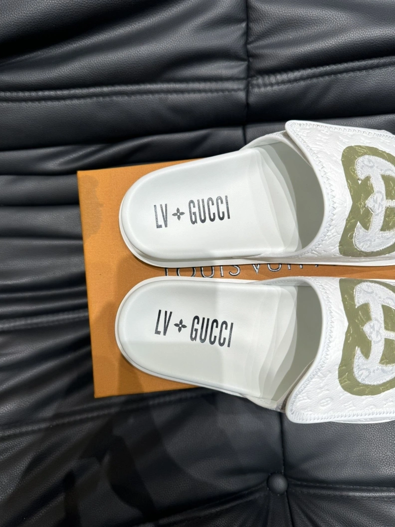 Timeless Gxccx Slippers 156492