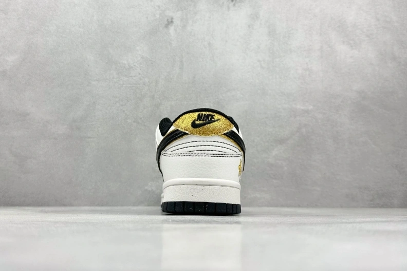 Nxkx Sneakers Trendsetting 198908