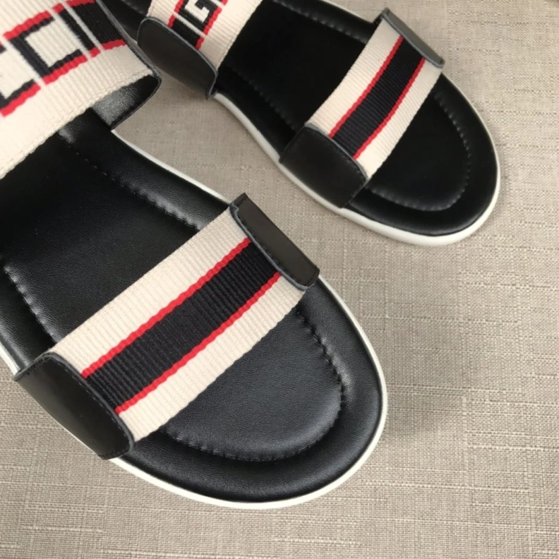Gxccx Slippers EyeCatching 156485