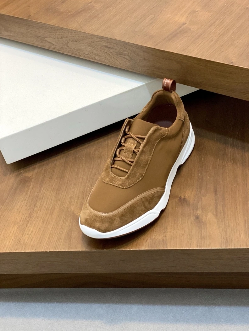 Trendsetting Othxr Sneakers 211524
