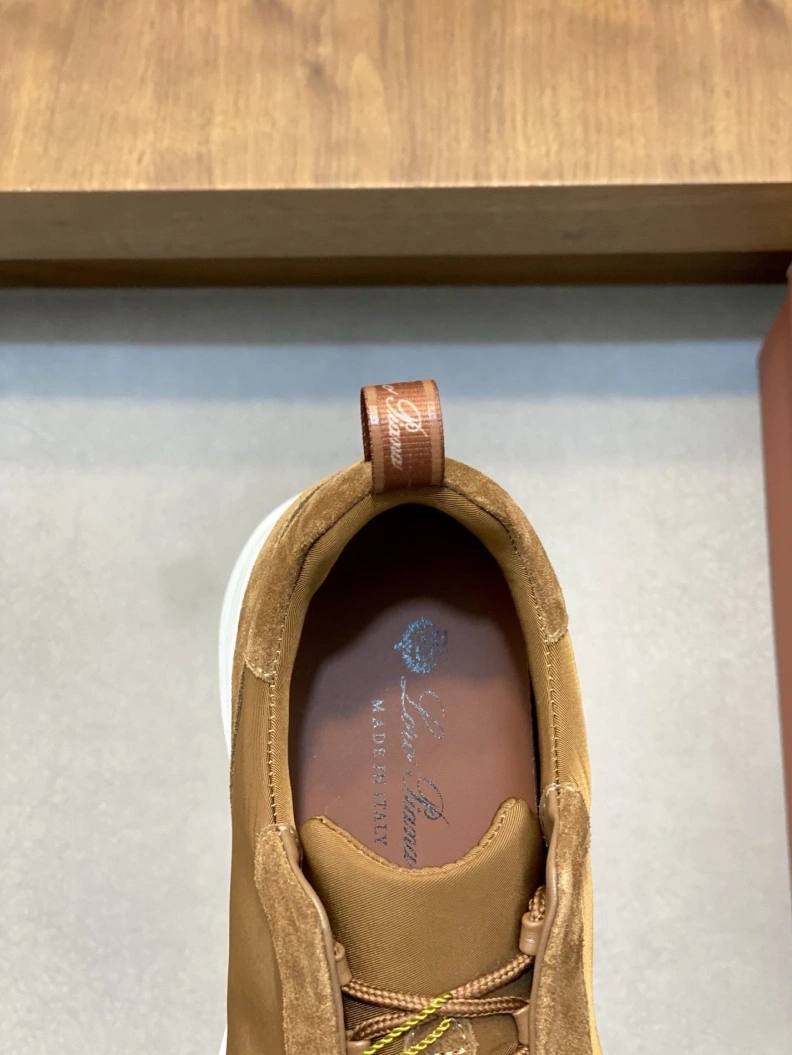 Trendsetting Othxr Sneakers 211524