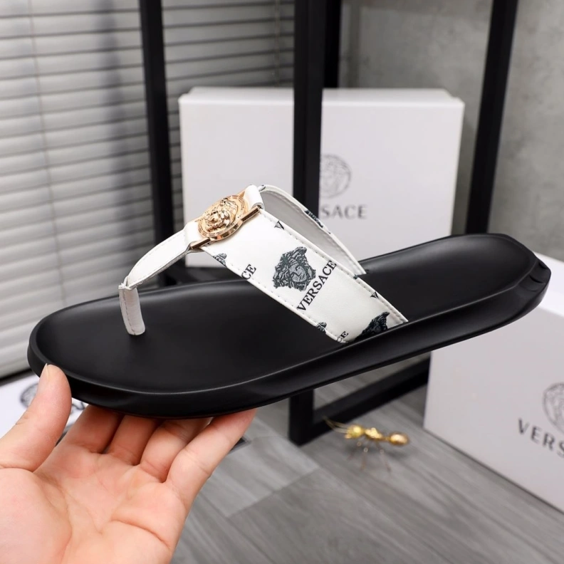 Gxvxnchy Slippers Sleek 152731