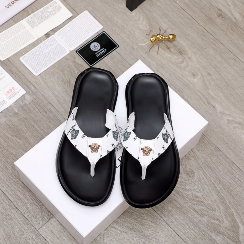 EyeCatching Gxvxnchy Slippers 152735