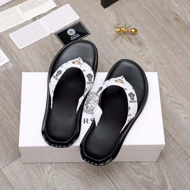 EyeCatching Gxvxnchy Slippers 152735