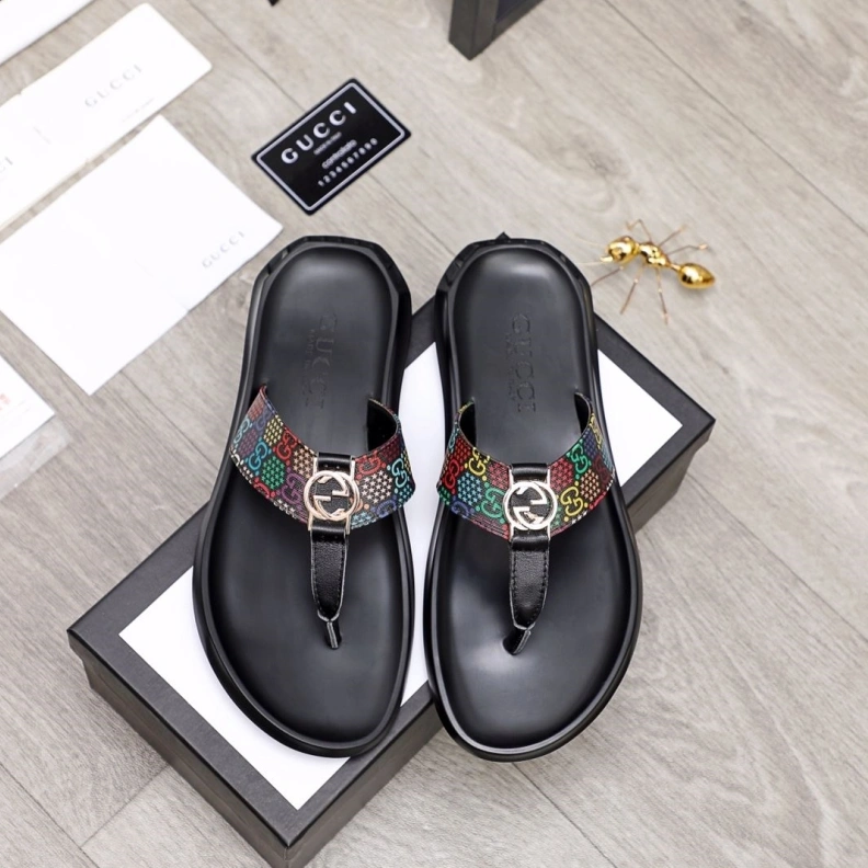 Resilient Gxccx Slippers 156447
