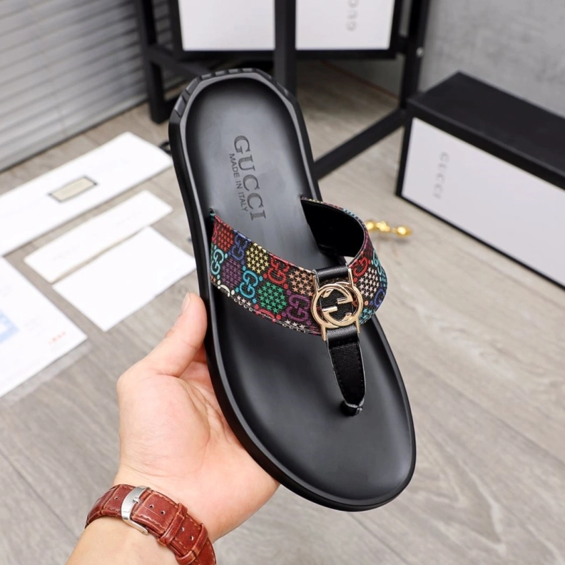 Resilient Gxccx Slippers 156447