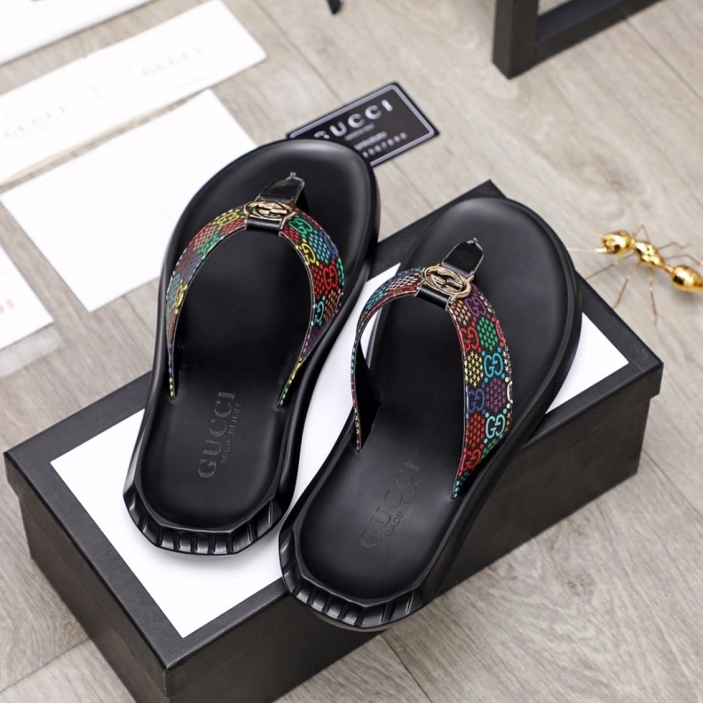 Resilient Gxccx Slippers 156447
