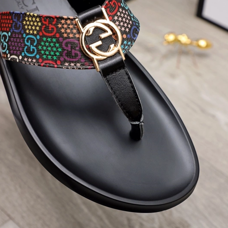 Resilient Gxccx Slippers 156447
