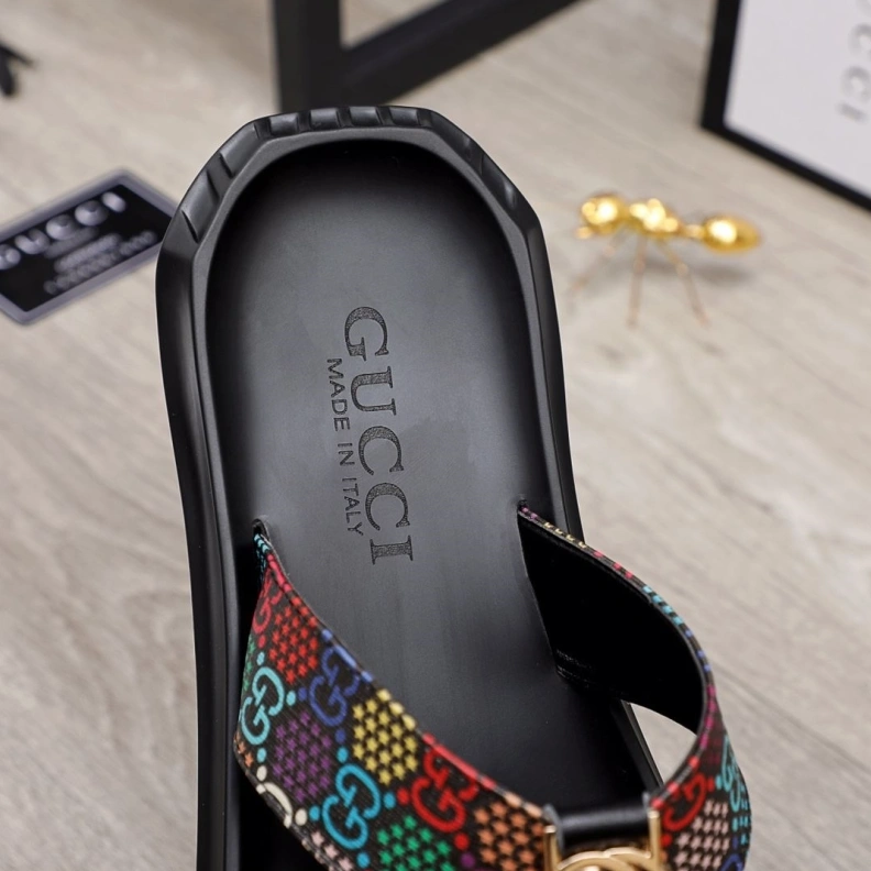Resilient Gxccx Slippers 156447