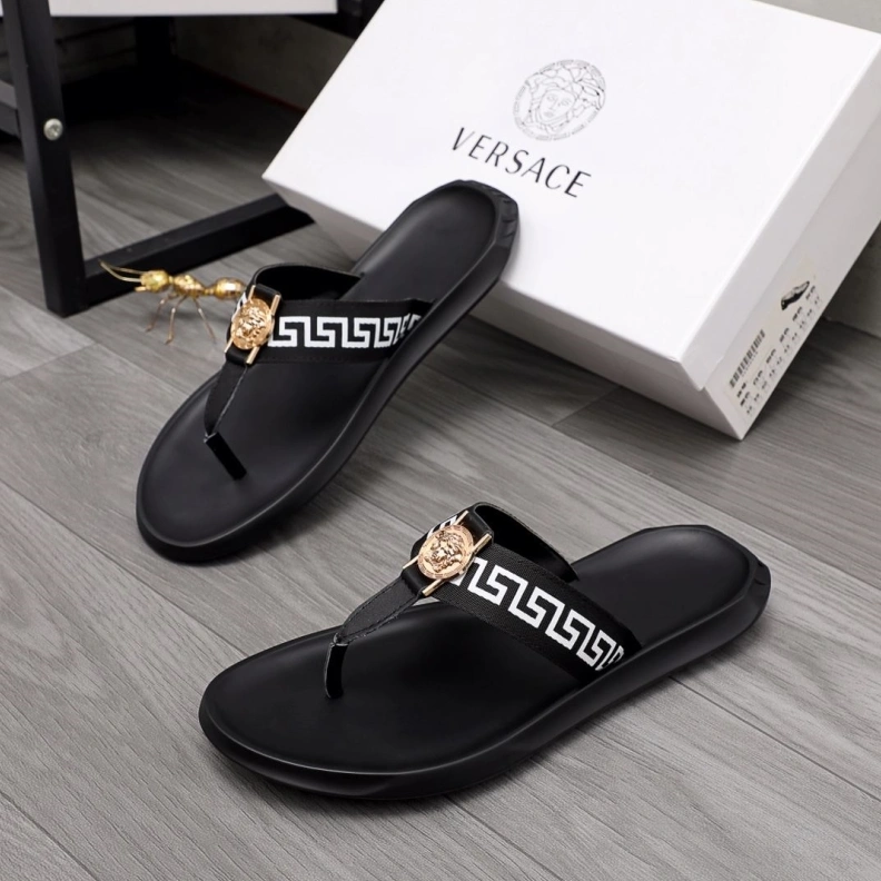 Trendy Gxvxnchy Slippers 152741