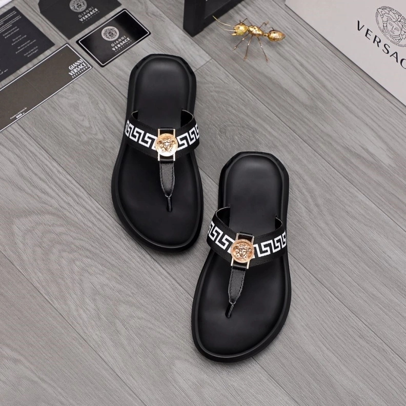 Trendy Gxvxnchy Slippers 152741