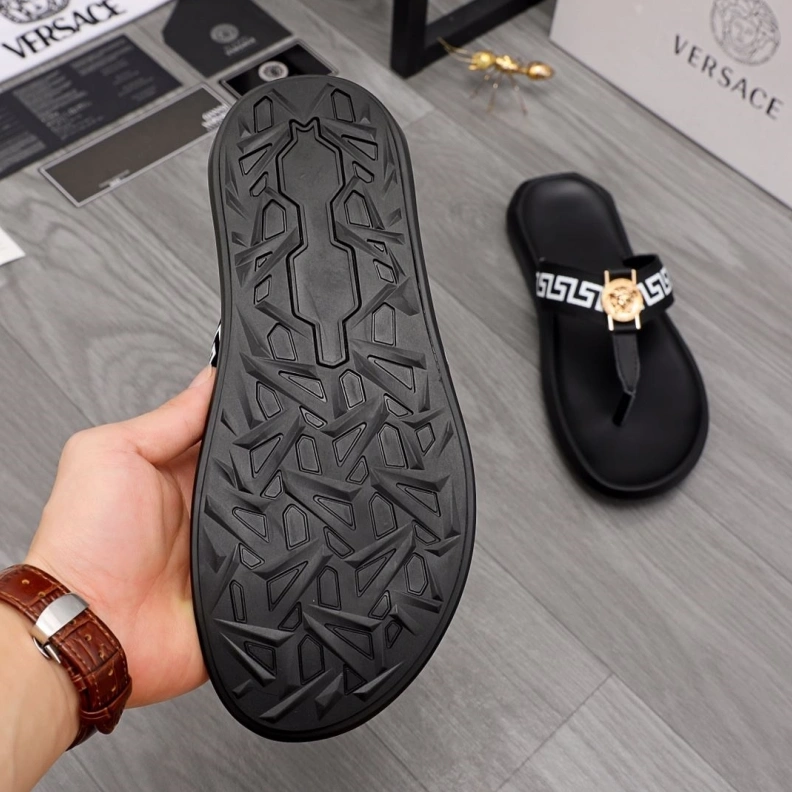 Trendy Gxvxnchy Slippers 152741