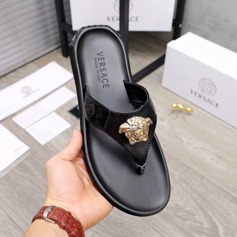 Sleek Gxvxnchy Slippers 152709