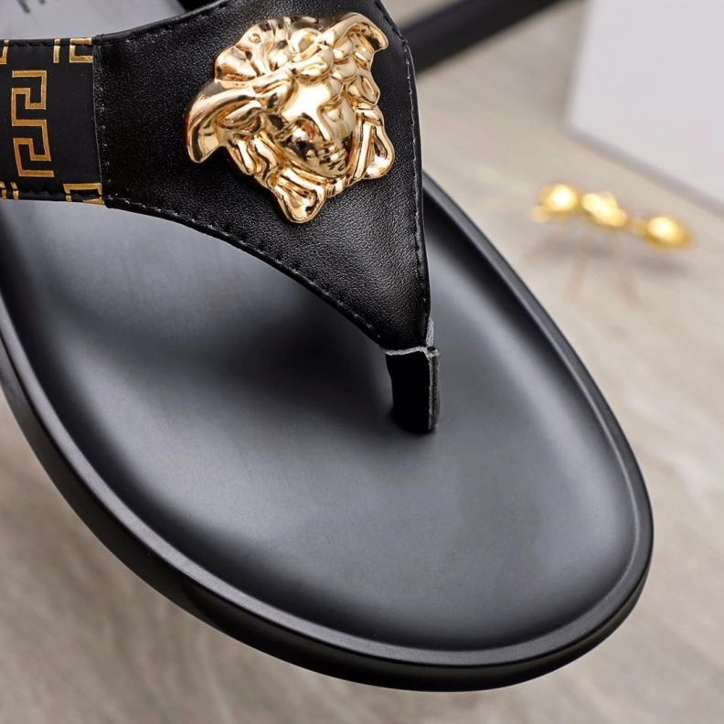 Refined Gxvxnchy Slippers 152708