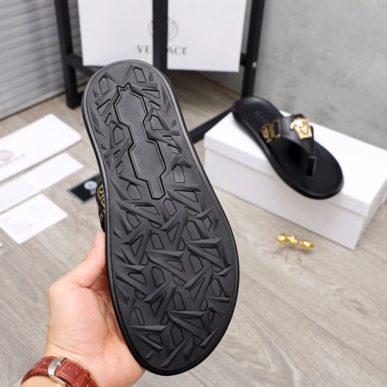Refined Gxvxnchy Slippers 152708