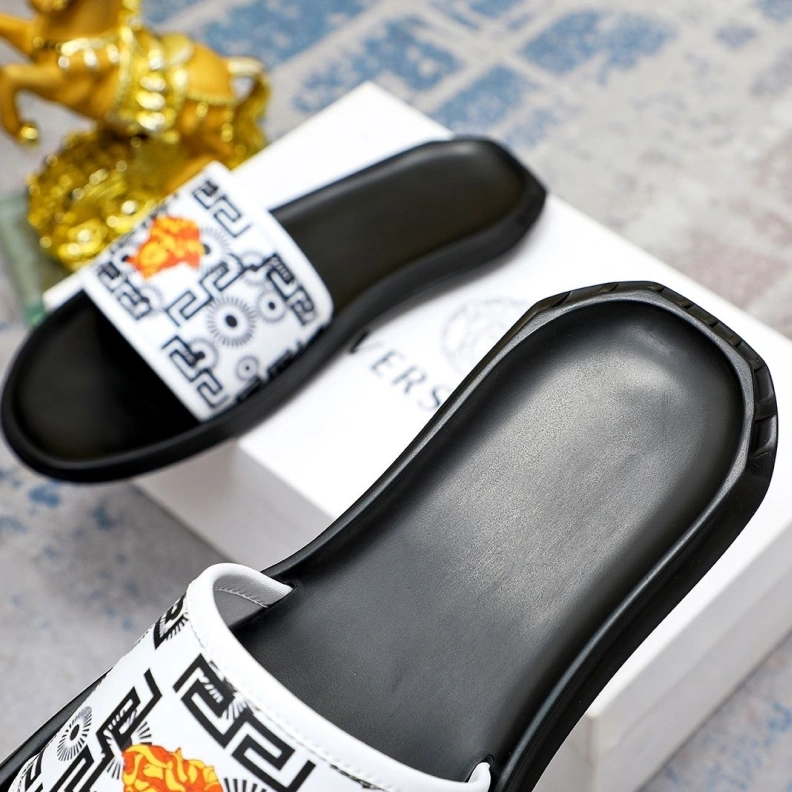 AllSeason Gxvxnchy Slippers 152691