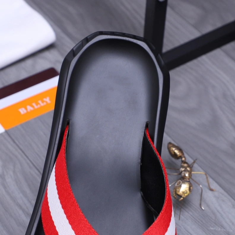 Durable Othxr Slippers 211916