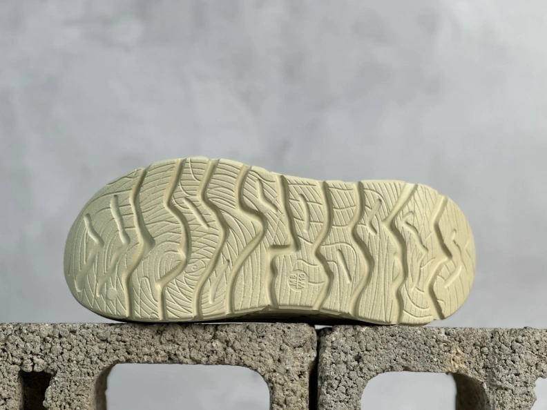 Functional Othxr Slippers 211903