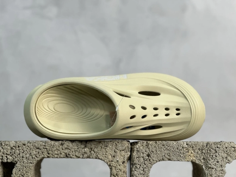 Functional Othxr Slippers 211903