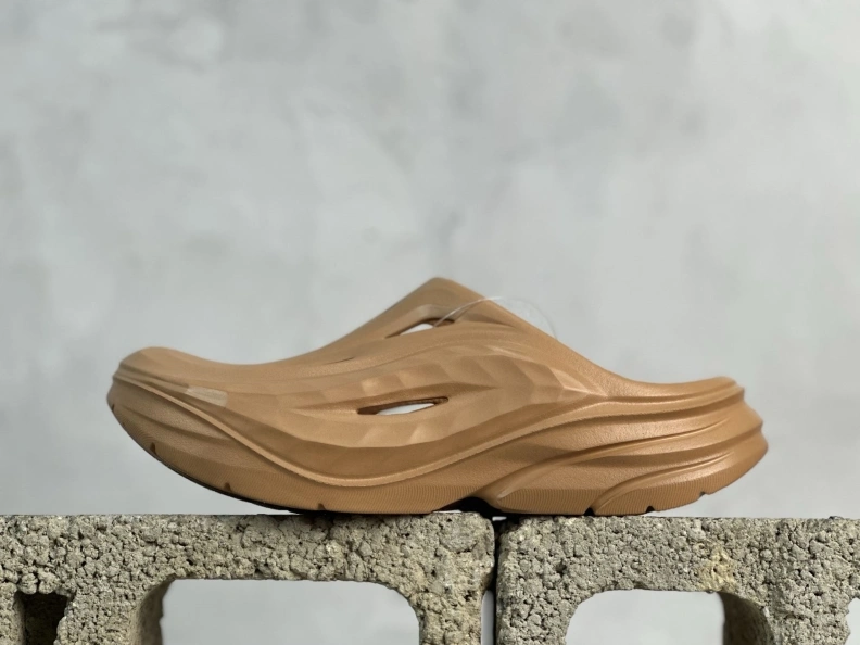 Efficient Othxr Slippers 211908