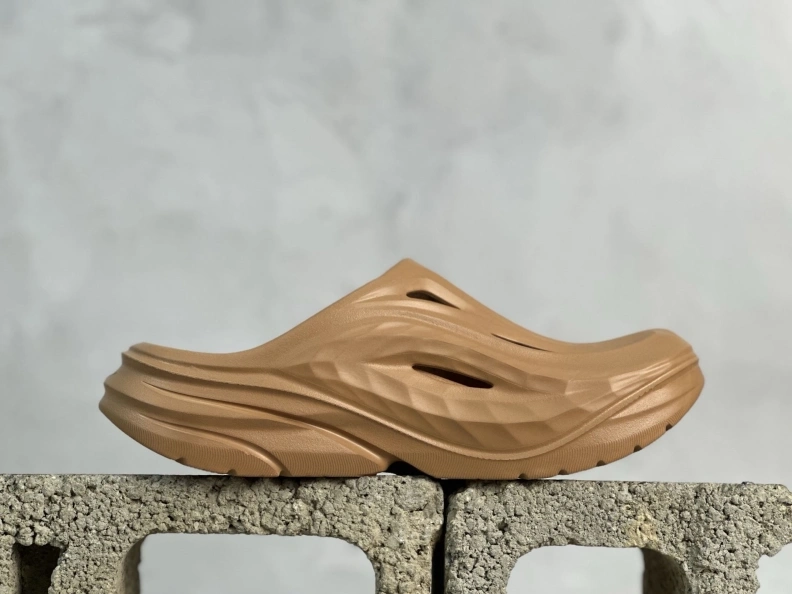 Efficient Othxr Slippers 211908