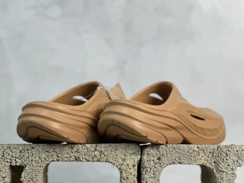 Efficient Othxr Slippers 211908