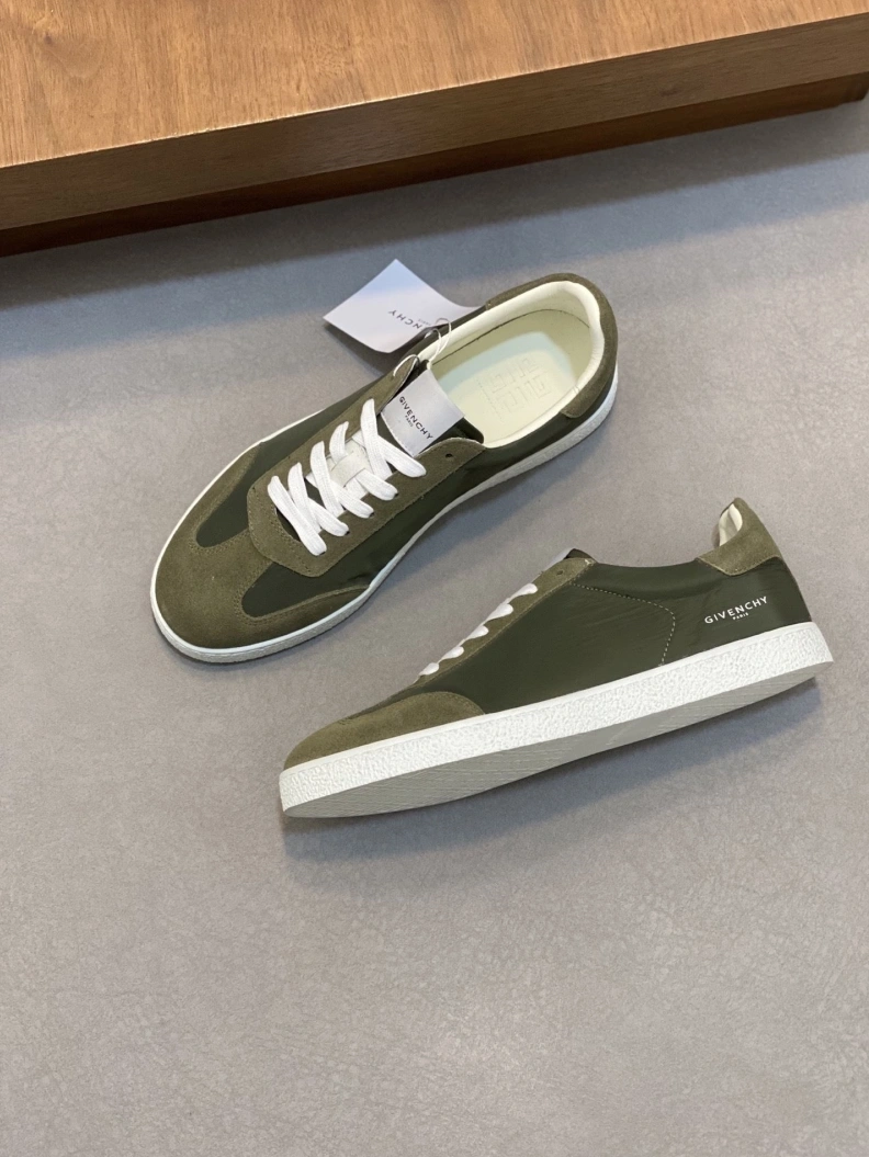 Gxvxnchy Sneakers Durable 152650