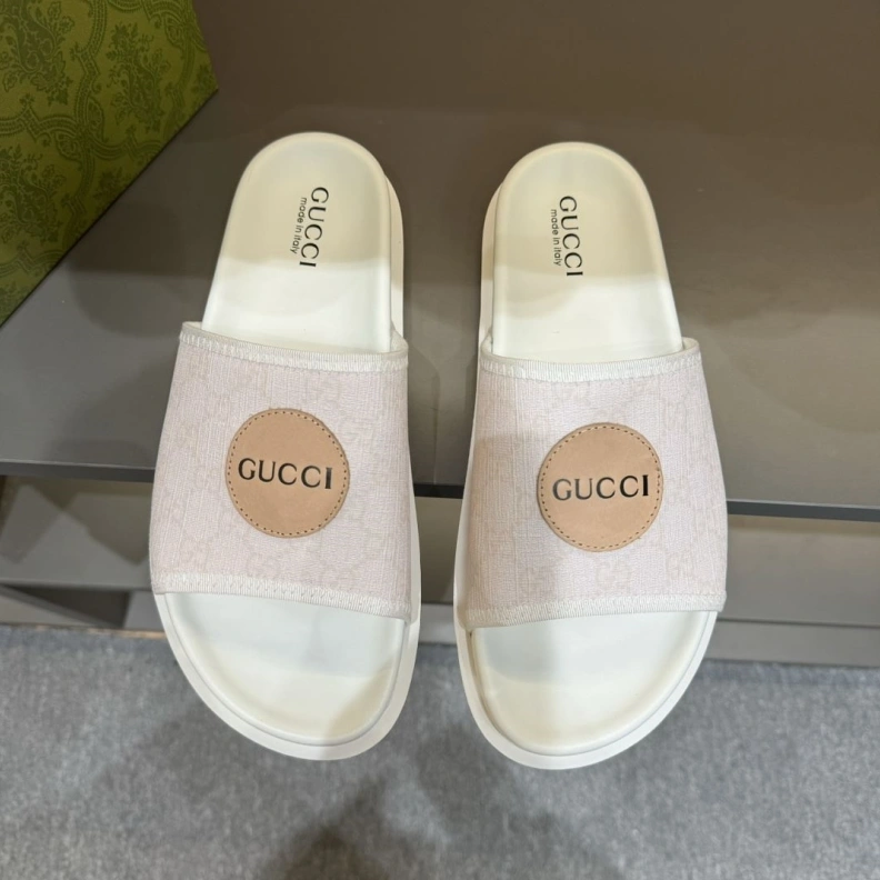 Gxccx Slippers Trendsetting 156427