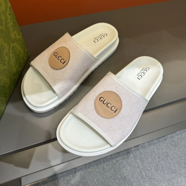 Gxccx Slippers Trendsetting 156427