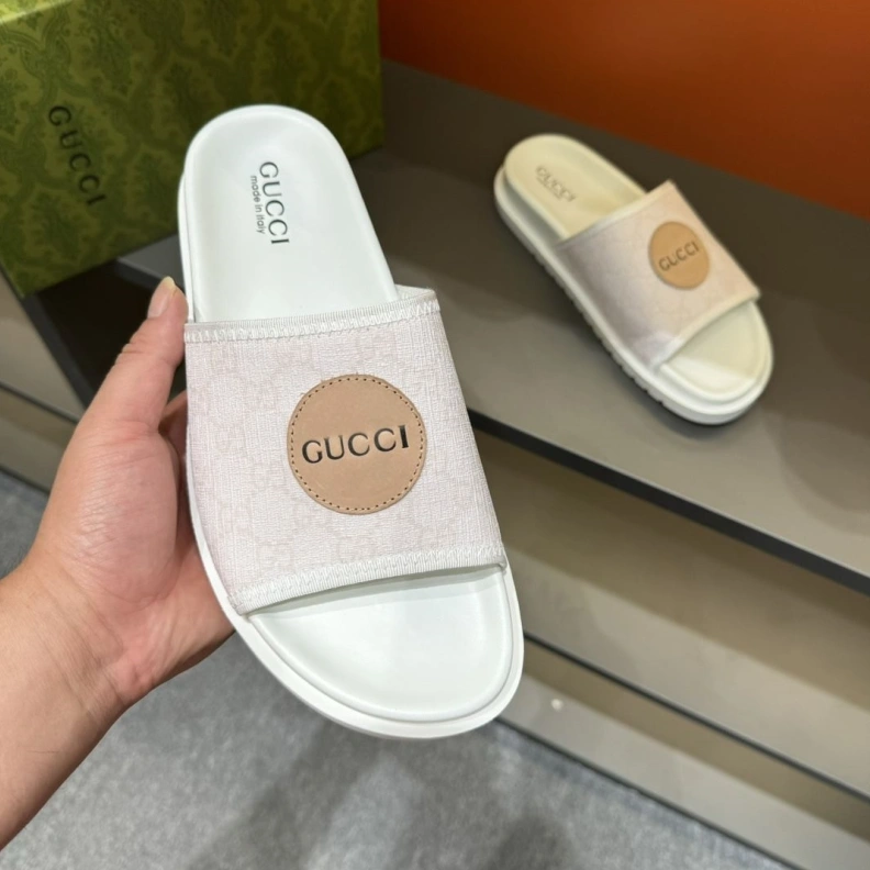 Gxccx Slippers Trendsetting 156427