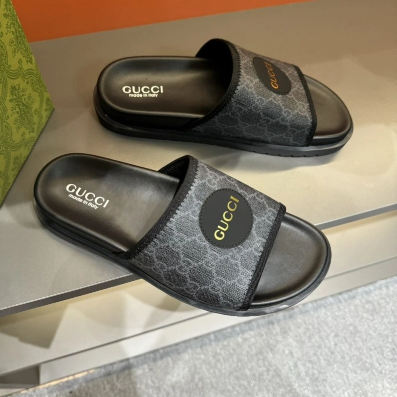 Lightweight Gxccx Slippers 156429