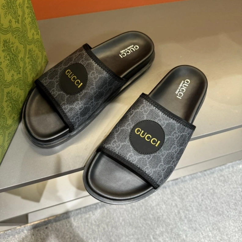 Lightweight Gxccx Slippers 156429