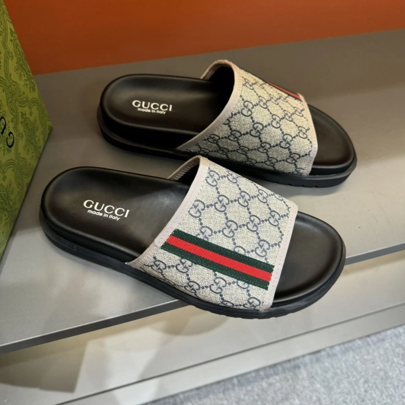 Bright Gxccx Slippers 156413