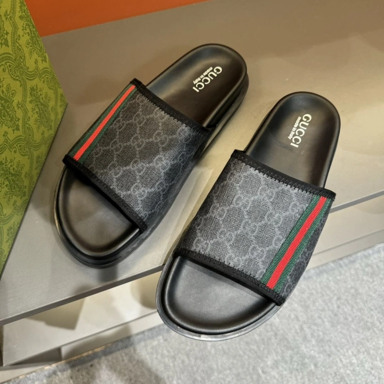 Practical Gxccx Slippers 156426