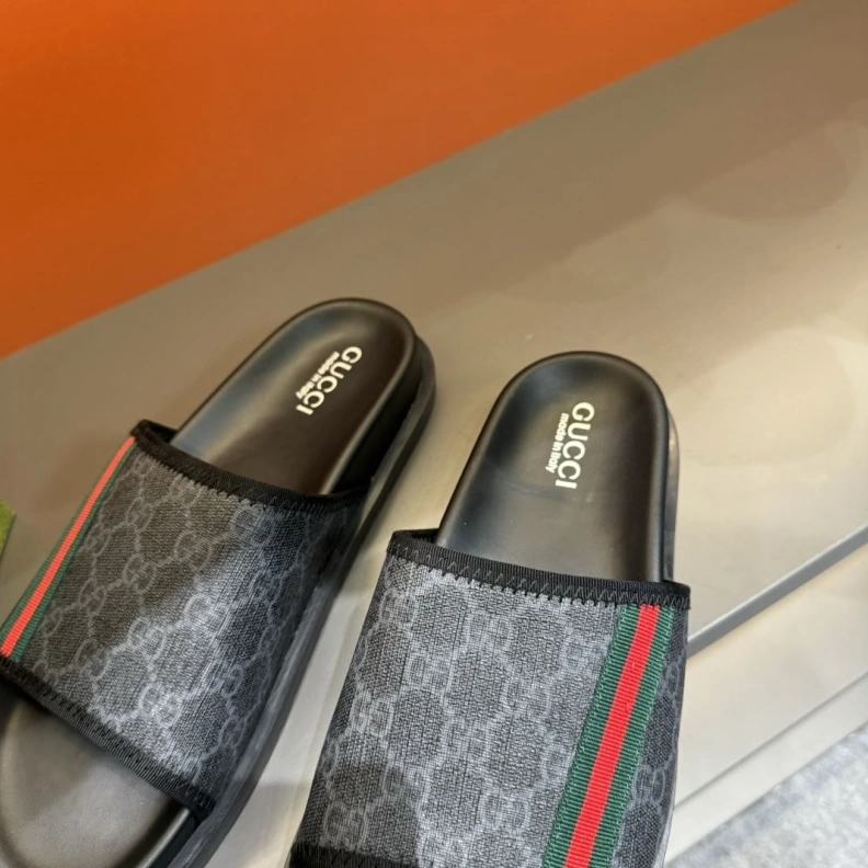 Practical Gxccx Slippers 156426