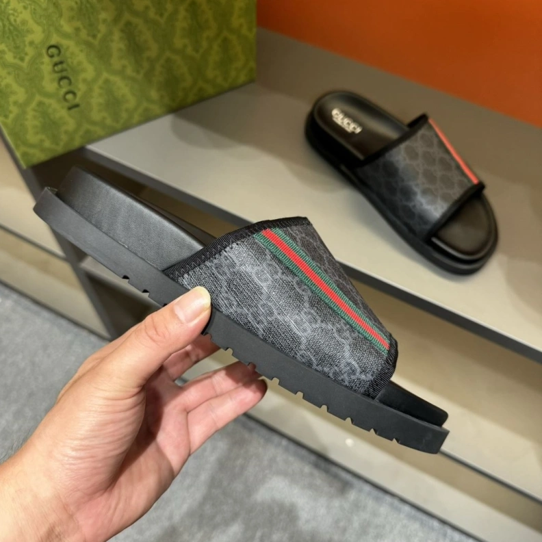Practical Gxccx Slippers 156426