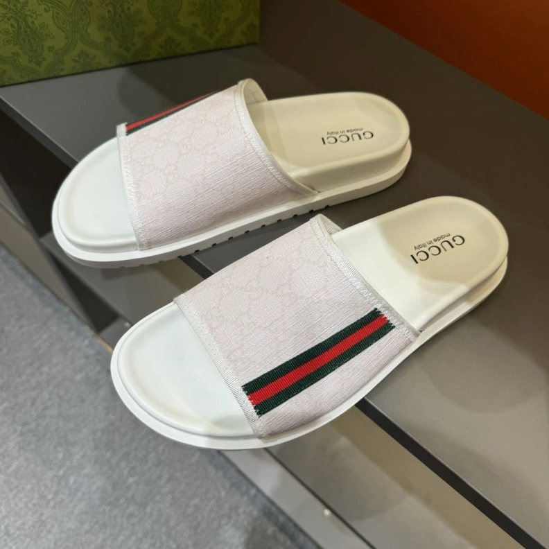 Reliable Gxccx Slippers 156423