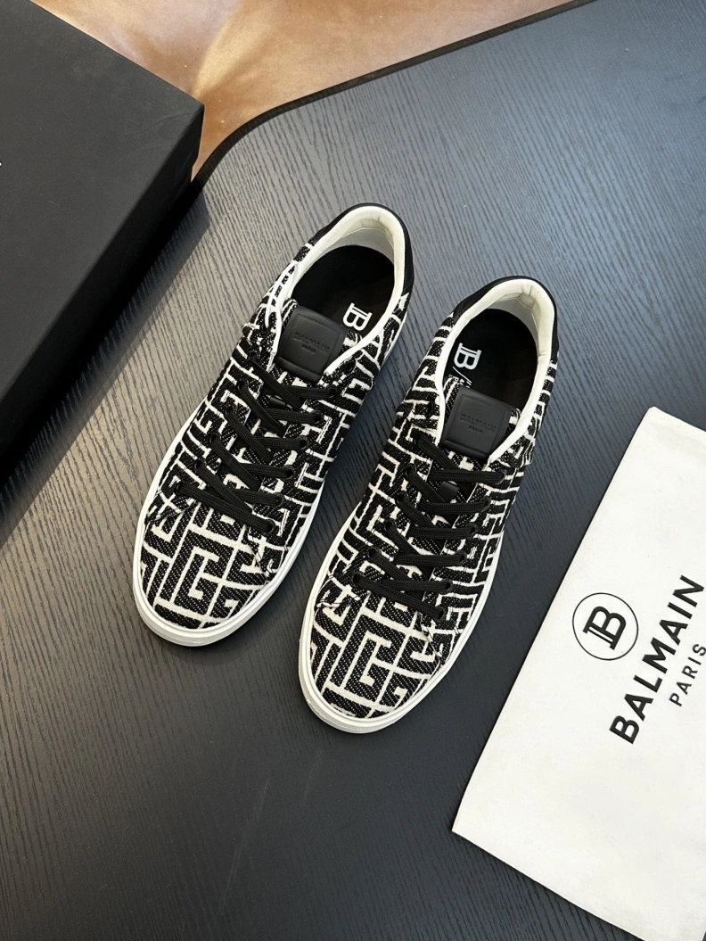 NewStyle Othxr Sneakers 211474