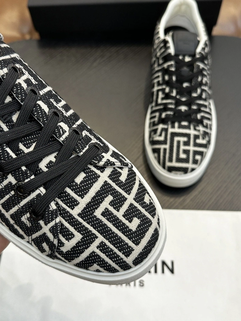 NewStyle Othxr Sneakers 211474