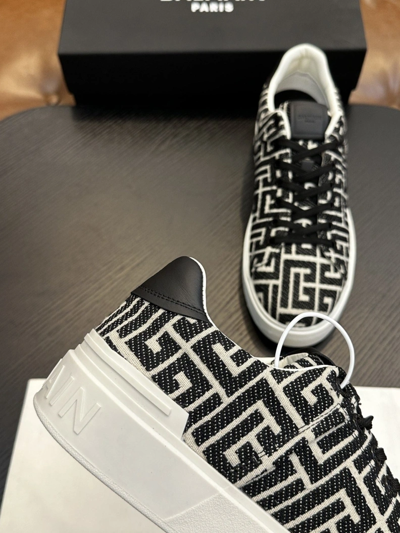 NewStyle Othxr Sneakers 211474